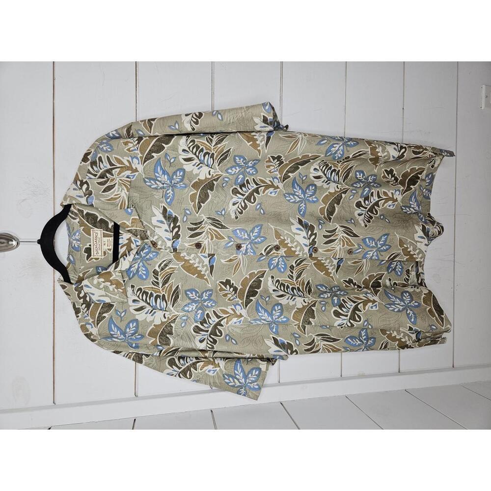 Boca Classics XL Tall tan with cream & blue Hawaiian print silk button up top